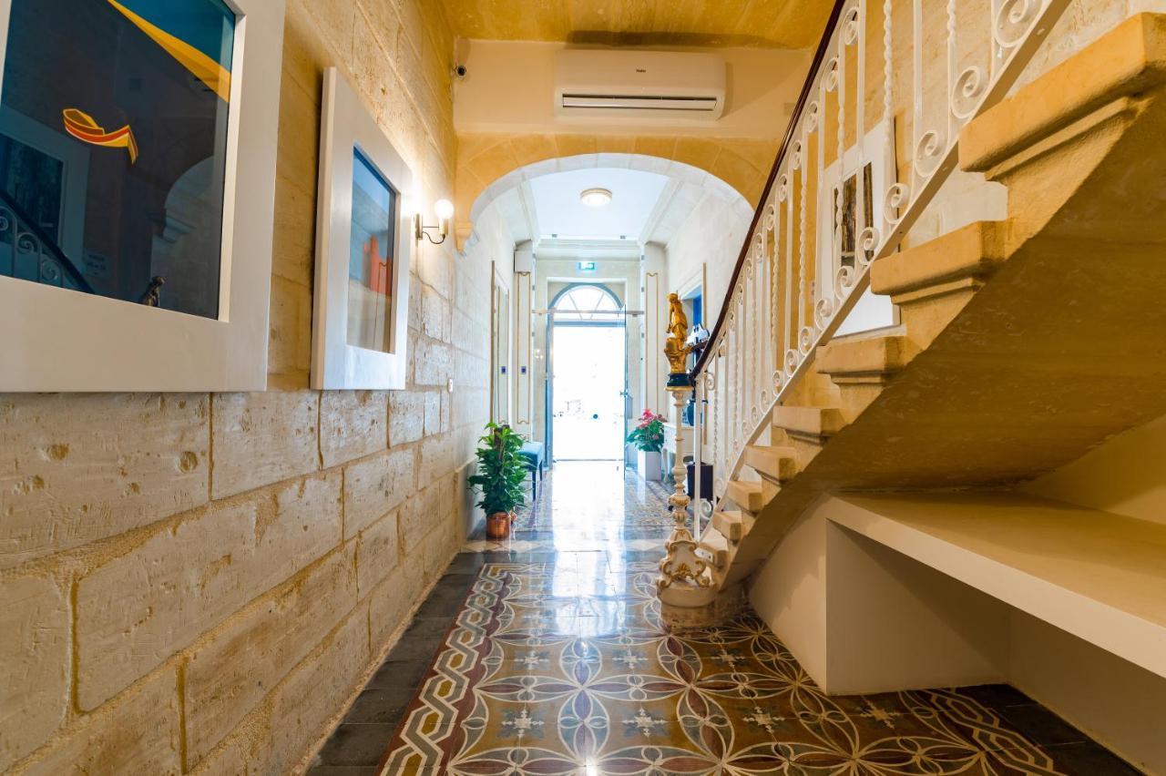 Hotel Monreal Boutique Townhouse - R024Rm4 Paola Exteriér fotografie